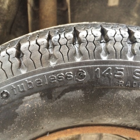 tire2_480.jpg